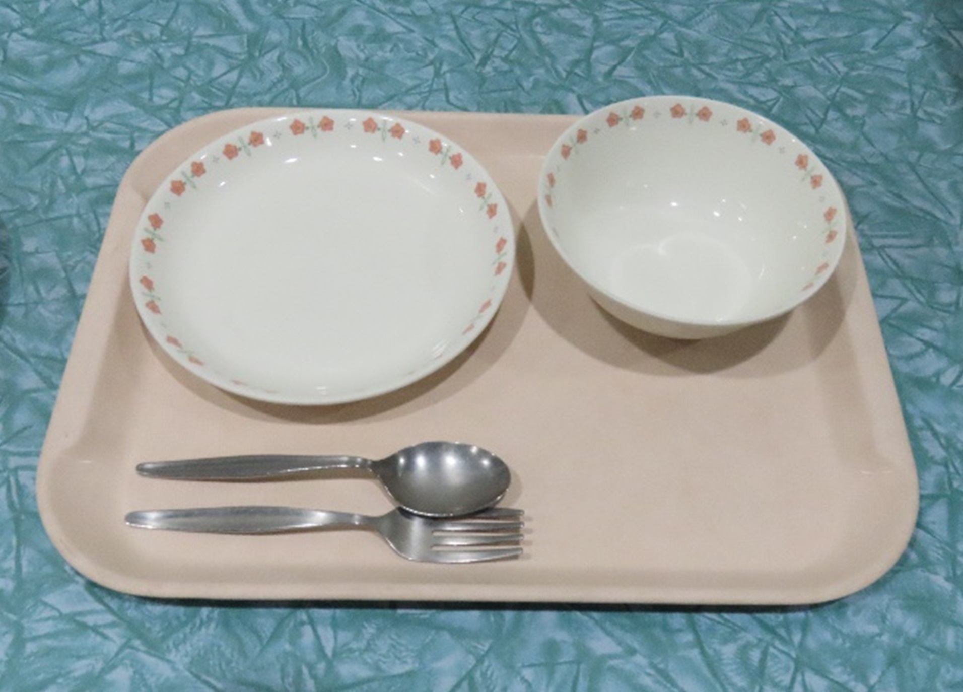 陶器の食器