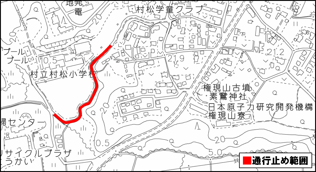 村松小学校東側の道路の通行止め範囲が赤いラインで印された地図