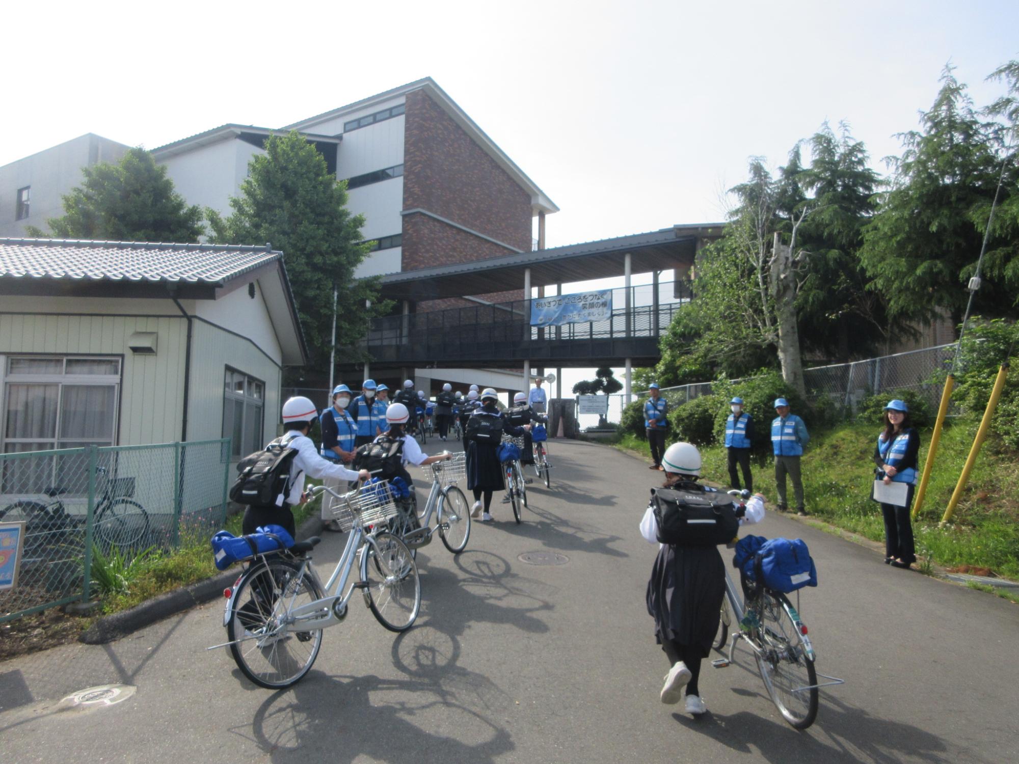あいさつ運動