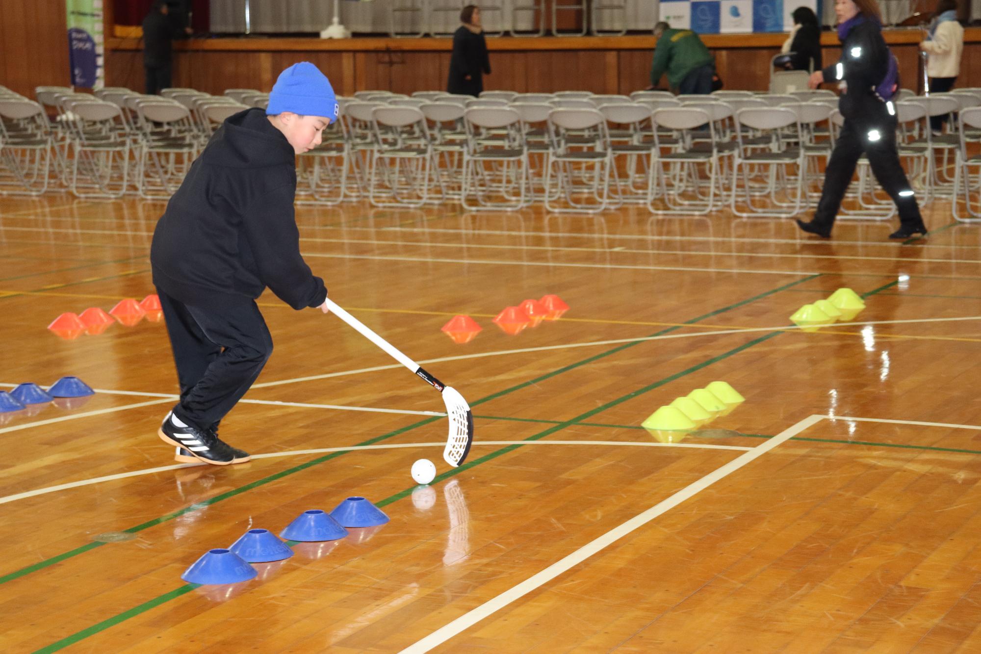 □ホッケーフェスティバル（ホッケー体験）