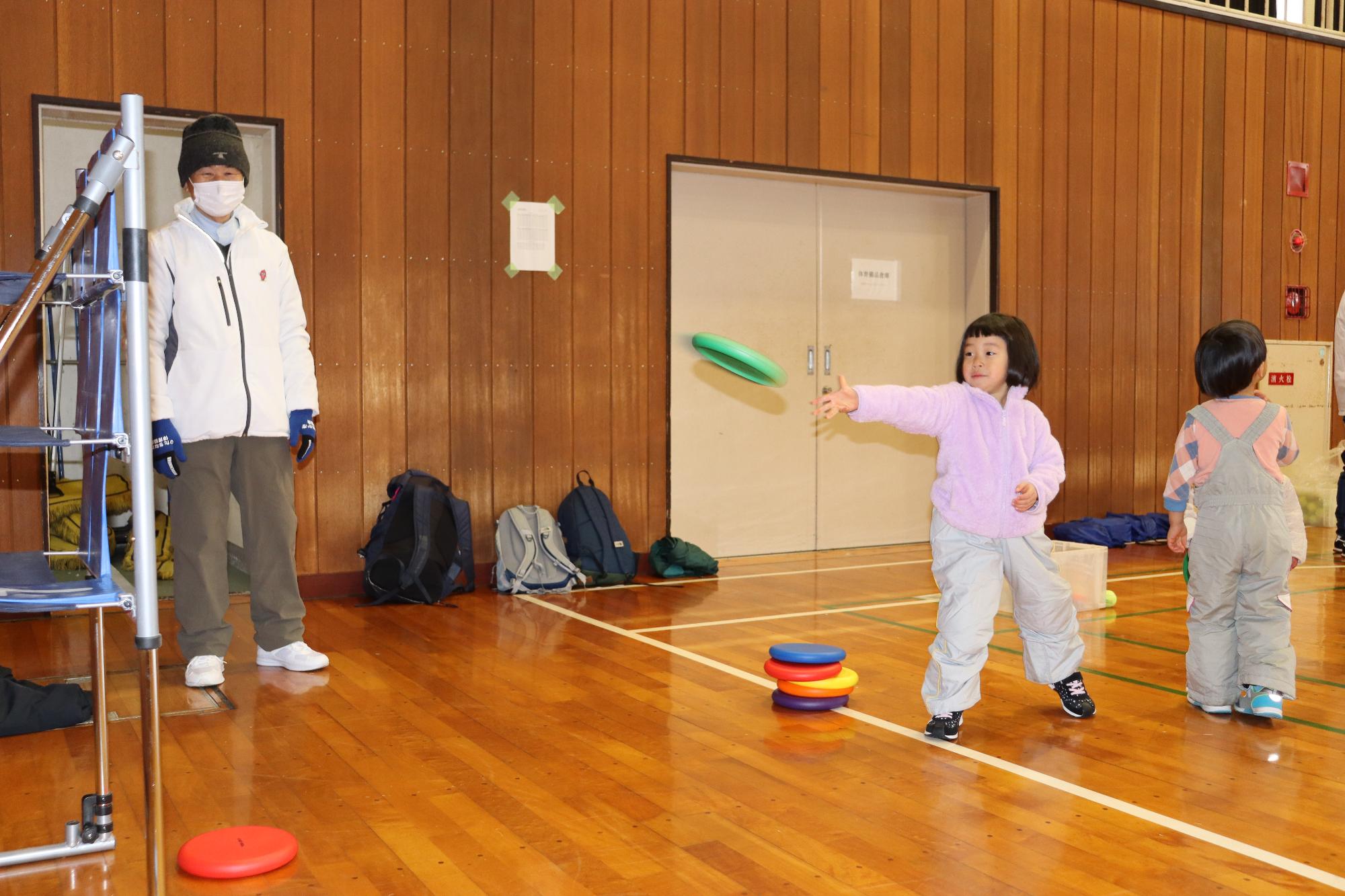 □ホッケーフェスティバル（ニュースポーツ体験）