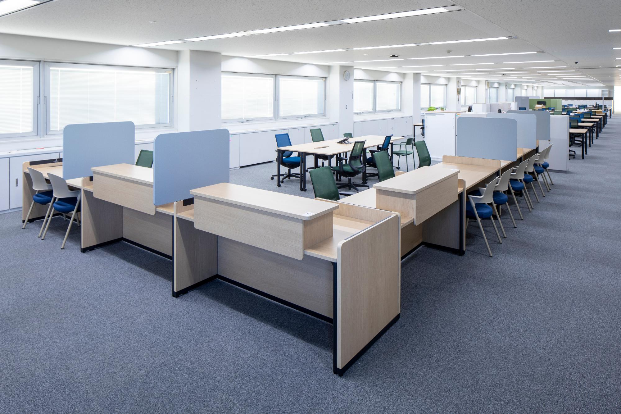 行政棟4階_窓口